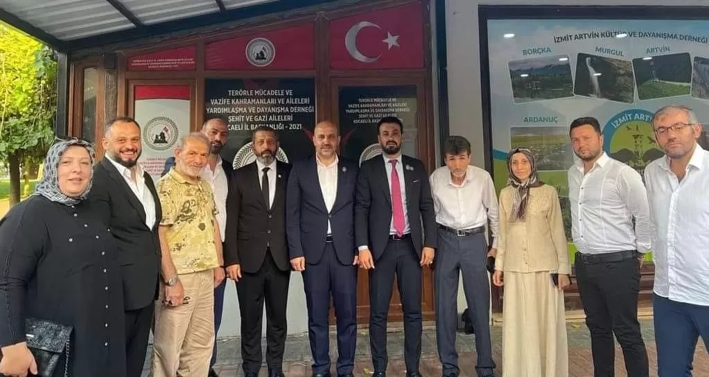 GENEL BAŞKANIMIZ VE BERABERİNDEKİ HEYET KOCAELİ ŞUBESİNİ ZİYARET ETTİLER