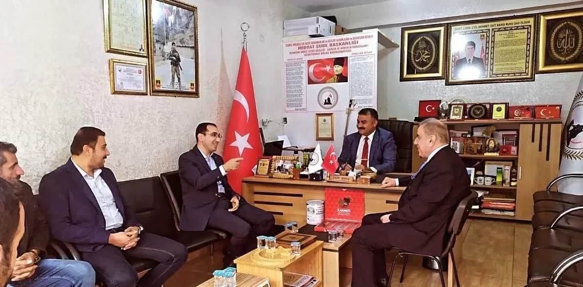MİDYAT İLÇE PROTOKOLÜNDEN ŞUBEMİZE ZİYARET