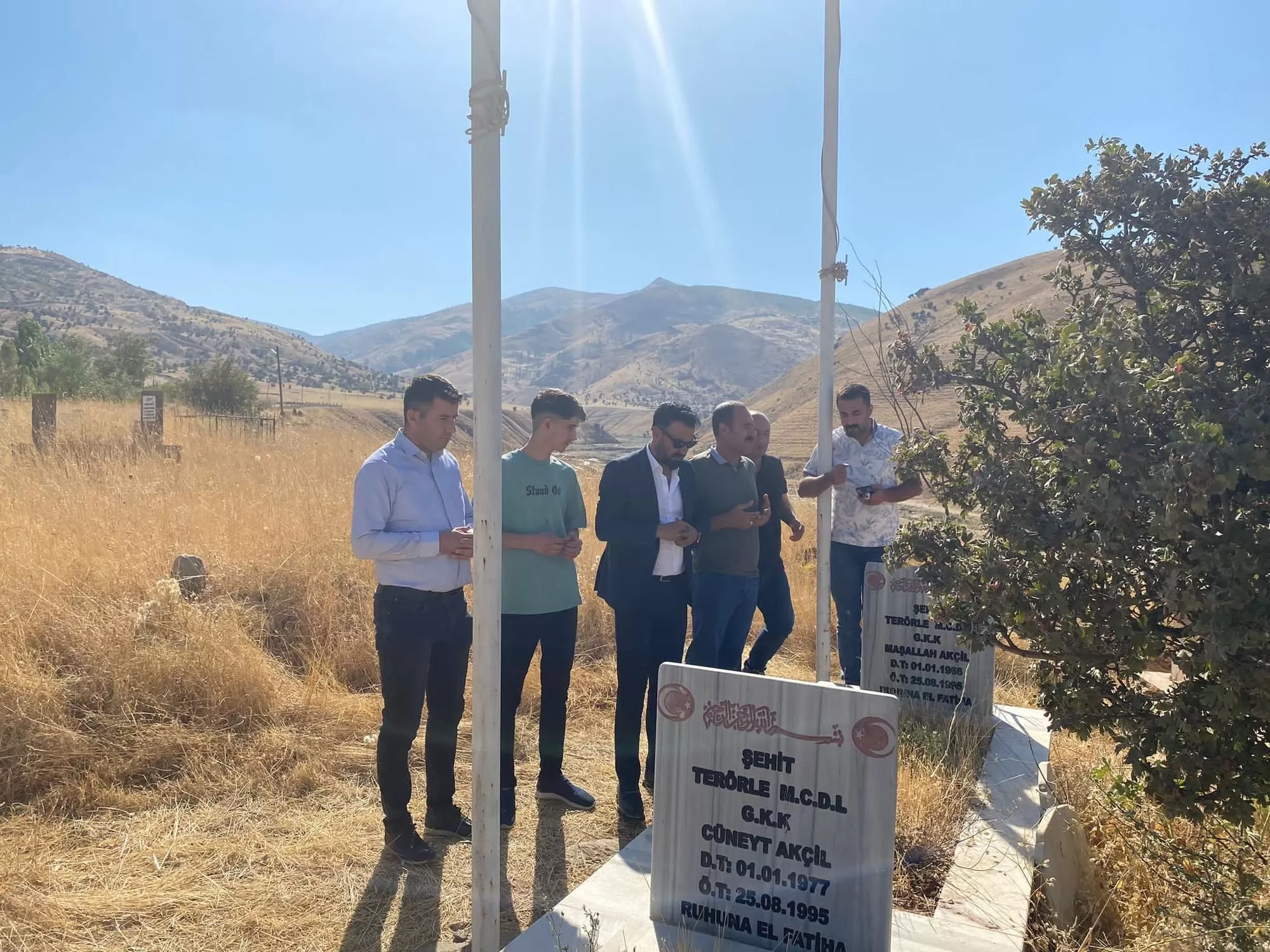 ŞEHİT ERKAN SELÇUK’UN AİLESİ ZİYARET EDİLDİ