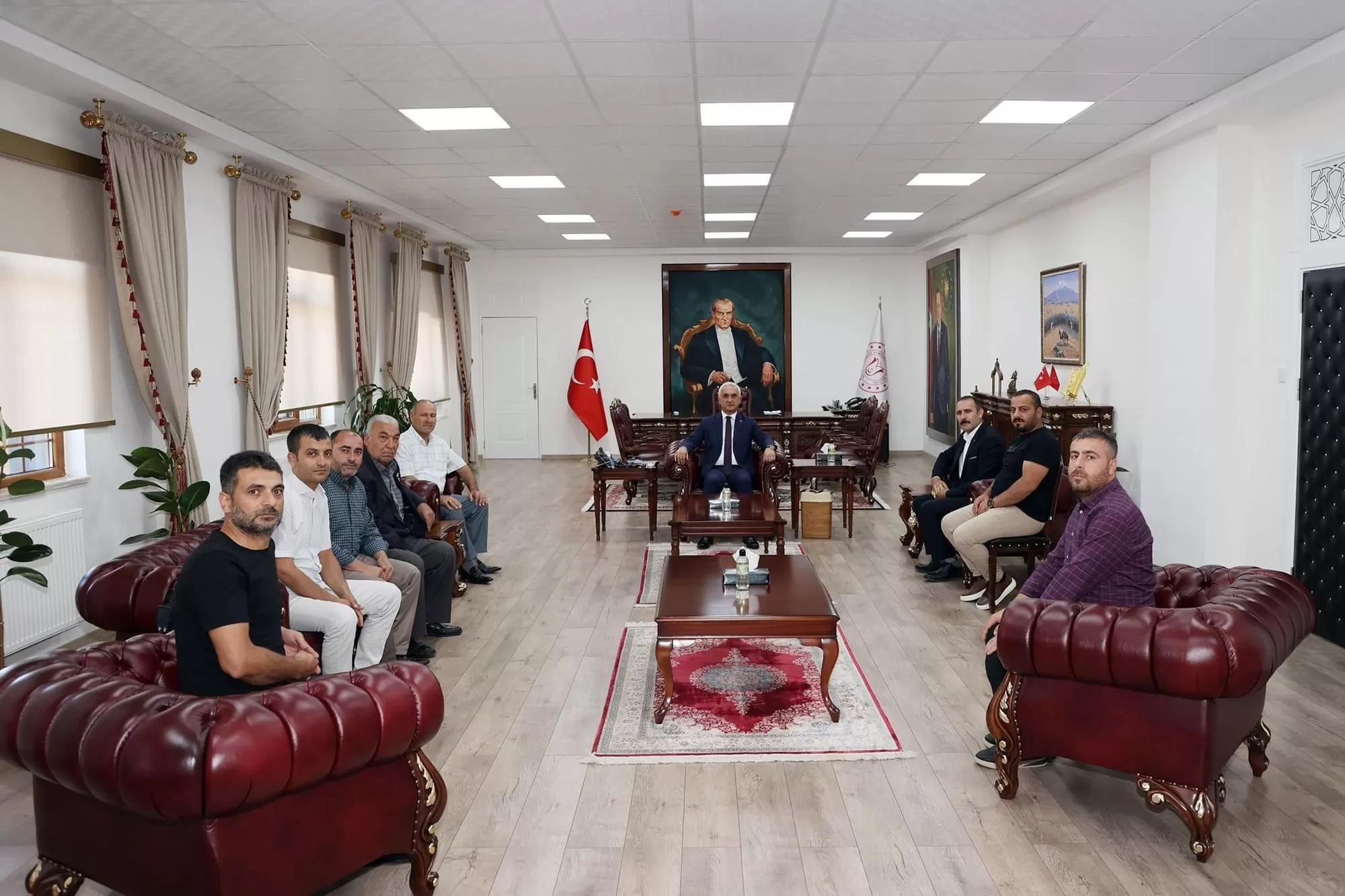 MUŞ ŞUBEMİZDEN VALİ SAYIN AVNİ ÇAKIR’A ZİYARET